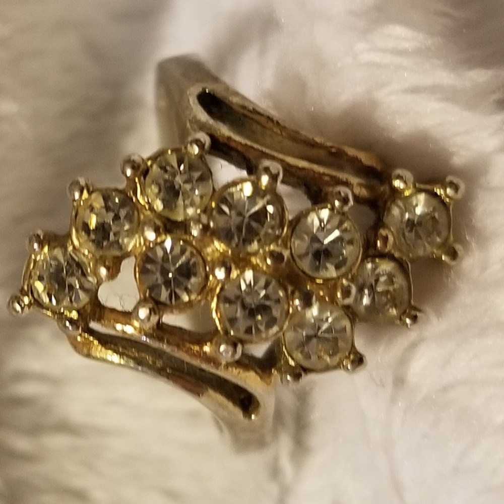 Gold ring